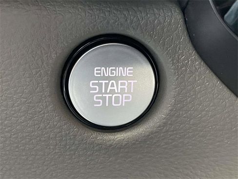 New 2026 Kia Carnival LXS image 35