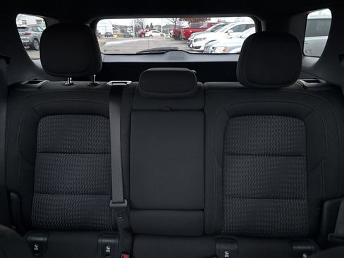 Used 2025 Chevrolet Equinox LT image 33