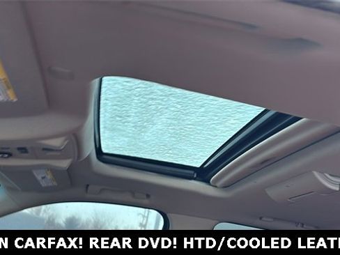 Used 2017 Cadillac Escalade Premium Luxury image 9