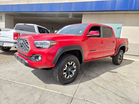 Used 2022 Toyota Tacoma TRD Off-Road AWD/4WD image 2