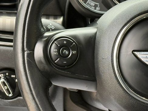 Used 2017 MINI Cooper Clubman S AWD/4WD image 36