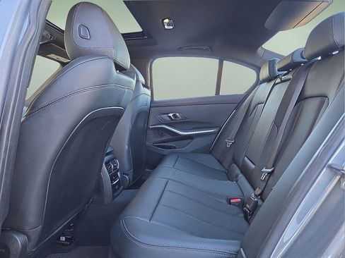 Used 2024 BMW 330i Sedan w/ Convenience Package image 15