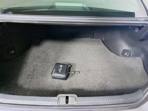 Used 2019 Lexus ES 350 Ultra Luxury w/ Accessory Package 2 FWD image 29