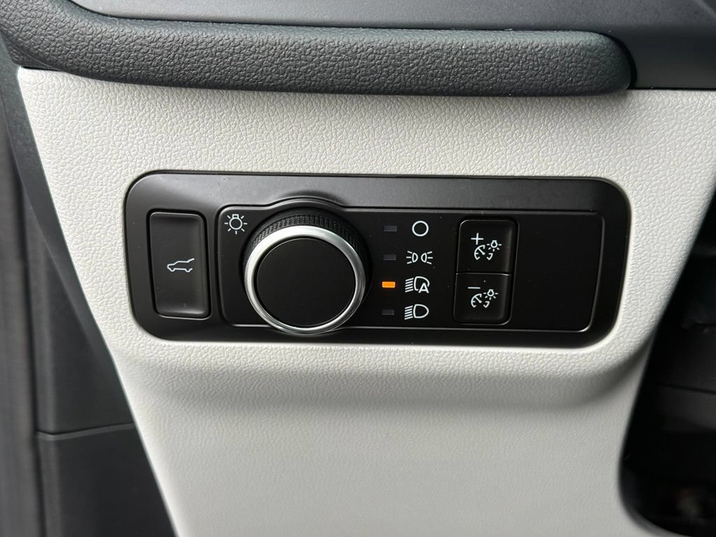 Used 2023 Ford Escape Active w/ Tech Pack #1 AWD/4WD image 28