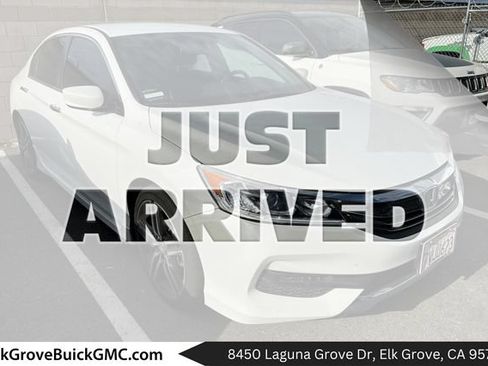Used 2017 Honda Accord Sport image 1