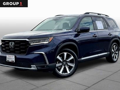 Used 2025 Honda Pilot Touring