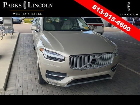 Used 2016 Volvo XC90 T6 Inscription w/ Vision Package AWD/4WD image 3