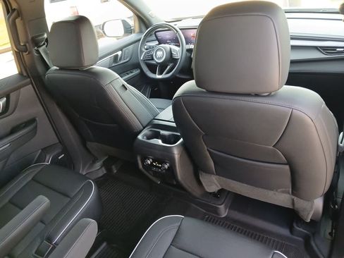 Used 2026 Buick Enclave Sport Touring w/ Super Cruise Package AWD/4WD image 77