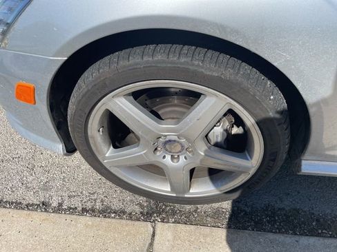 Used 2010 Mercedes-Benz S 550 4MATIC image 9