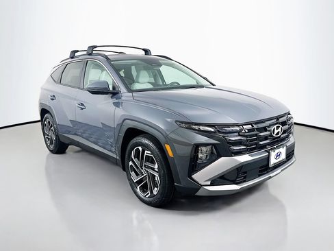 New 2026 Hyundai Tucson SEL Plus FWD image 3