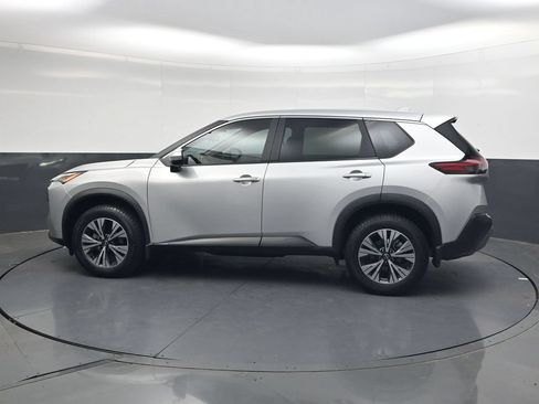Used 2023 Nissan Rogue SV FWD image 11