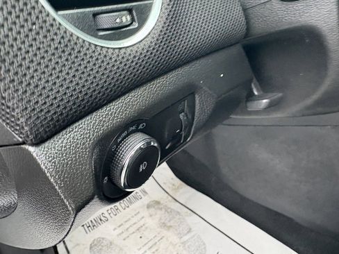 Used 2016 Chevrolet Cruze LT image 38