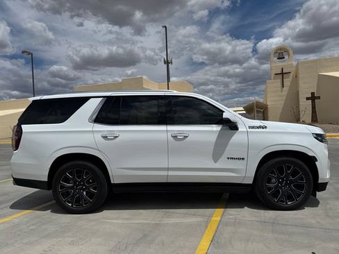Used 2024 Chevrolet Tahoe High Country w/ LPO, Illumination Package AWD/4WD image 6