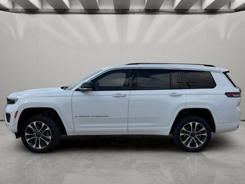 Used 2023 Jeep Grand Cherokee L Overland AWD/4WD image 2