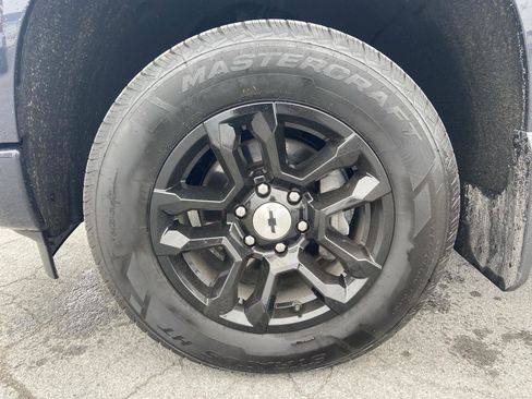 Used 2023 Chevrolet Silverado 1500 RST image 17