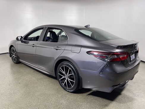 Certified 2023 Toyota Camry SE w/ Convenience Package FWD image 5