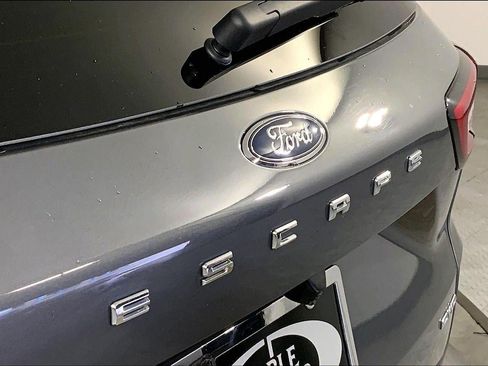 Used 2025 Ford Escape ST-Line AWD/4WD image 31