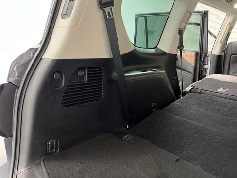 Used 2023 Nissan Armada SL w/ Captain's Chairs Package image 36