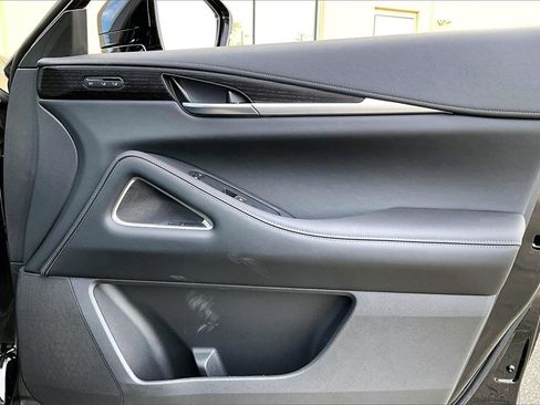 Certified 2026 INFINITI QX60 Autograph w/ Dark Cargo Package image 24