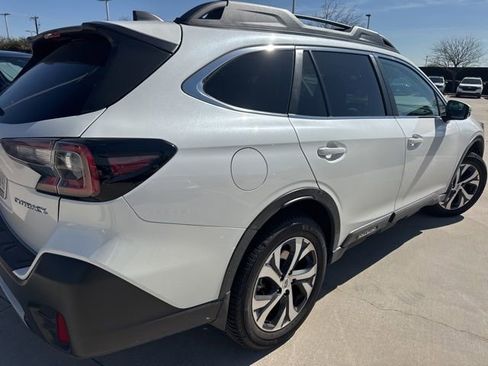 Used 2022 Subaru Outback Limited w/ Popular Package #2 image 2