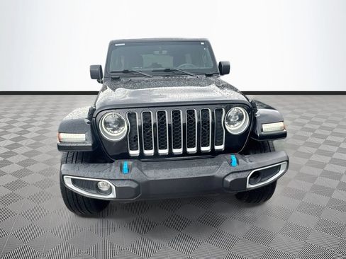 Certified 2023 Jeep Wrangler Unlimited Sahara w/ Cold Weather Group AWD/4WD image 2