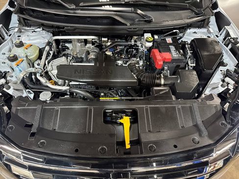 Certified 2024 Nissan Rogue S image 17