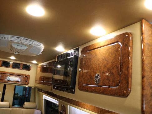 Used 2015 Mercedes-Benz Sprinter 3500 image 56