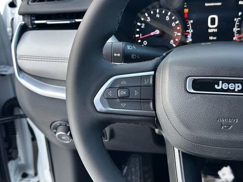 New 2026 Jeep Compass Limited image 13