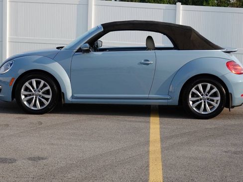 Used 2014 Volkswagen Beetle TDI FWD image 12