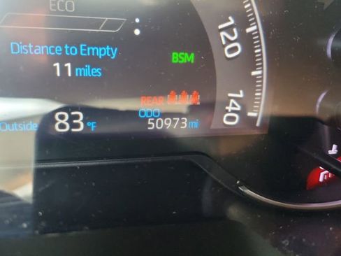 Used 2024 Toyota RAV4 XLE FWD image 25