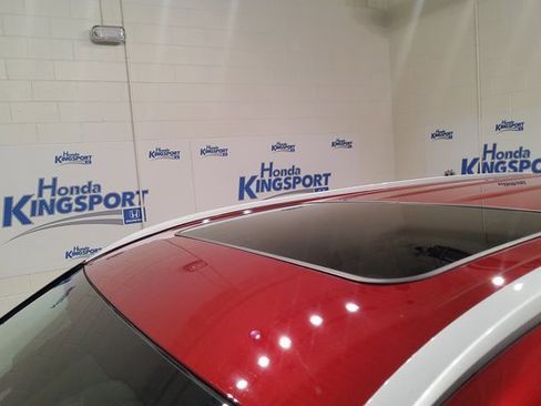 Used 2022 Toyota Highlander XLE image 42