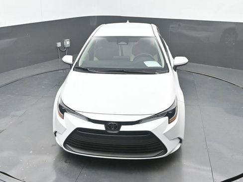 Used 2024 Toyota Corolla LE image 28