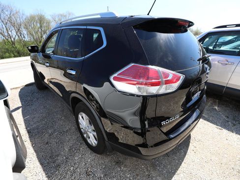 Used 2015 Nissan Rogue SV AWD/4WD image 9
