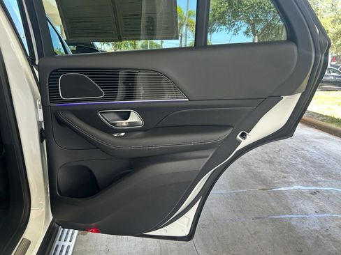 Used 2025 Mercedes-Benz GLE 450 4MATIC Coupe image 33