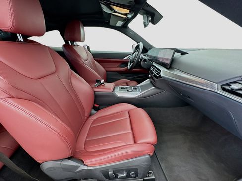 Used 2024 BMW 430i Coupe w/ M Sport Package RWD image 19
