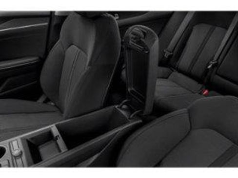 Used 2021 Kia K5 LXS FWD image 9