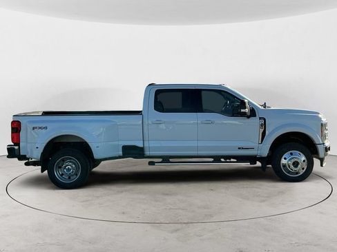 Certified 2025 Ford F450 Lariat w/ FX4 Off-Road Package AWD/4WD image 6