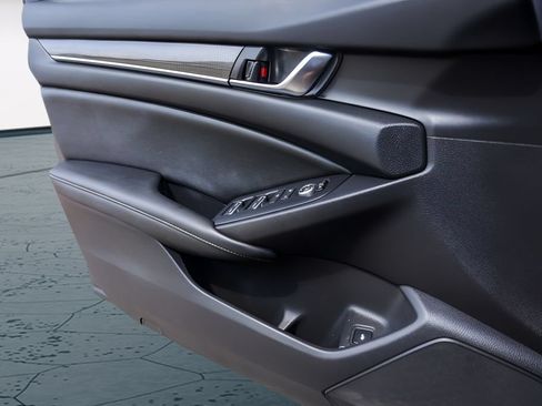 Used 2020 Honda Accord Sport image 26