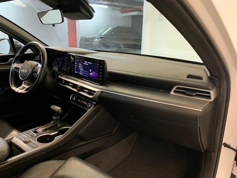 Used 2023 Kia K5 GT-Line image 11