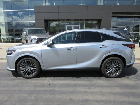 Used 2023 Lexus RX 350 AWD/4WD image 3