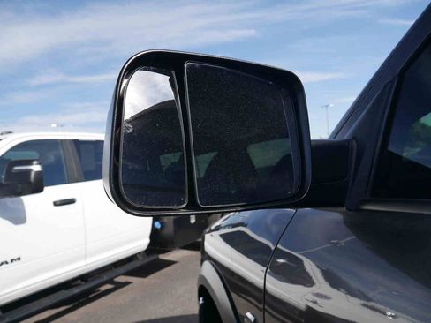 Used 2017 RAM 2500 Tradesman w/ Chrome Appearance Group AWD/4WD image 12