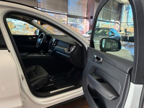 Used 2024 Volvo XC60 T8 Core image 33