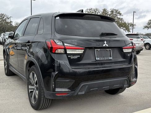 Used 2022 Mitsubishi Outlander Sport SE image 10