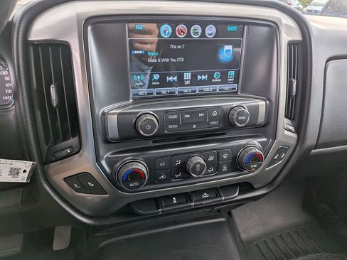 Used 2018 Chevrolet Silverado 1500 LT w/ All Star Edition image 24