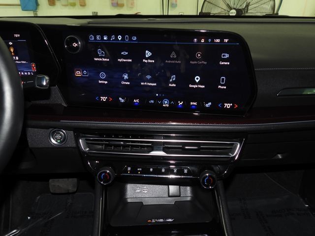Used 2025 Chevrolet Traverse Z71 w/ Driver Confidence Package AWD/4WD image 35