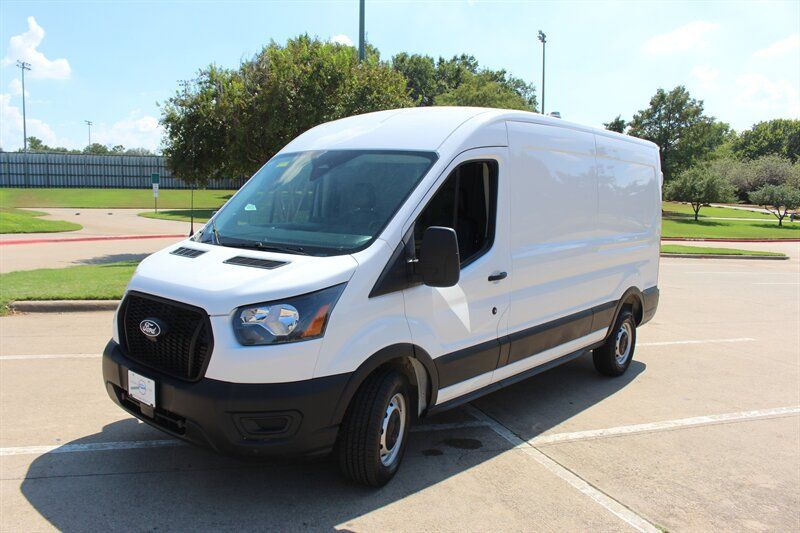 Used 2026 Ford Transit 250 148 Medium Roof RWD image 1