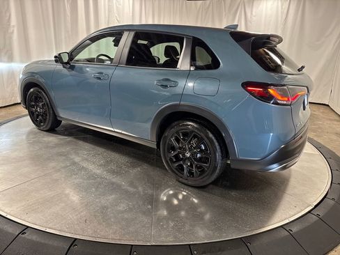 Used 2023 Honda HR-V Sport image 7