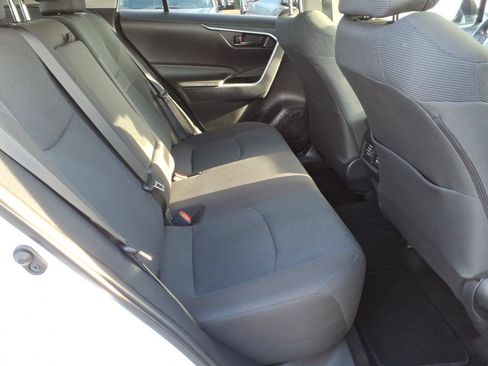 Used 2025 Toyota RAV4 LE AWD/4WD image 24