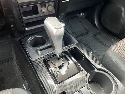 Used 2022 Toyota 4Runner TRD Off-Road image 28