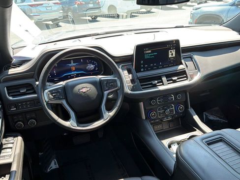Used 2023 Chevrolet Tahoe Z71 w/ Luxury Package AWD/4WD image 20